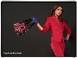 Naf Naf, kobieta, spodnie, żakiet, rękawiczki, torebka